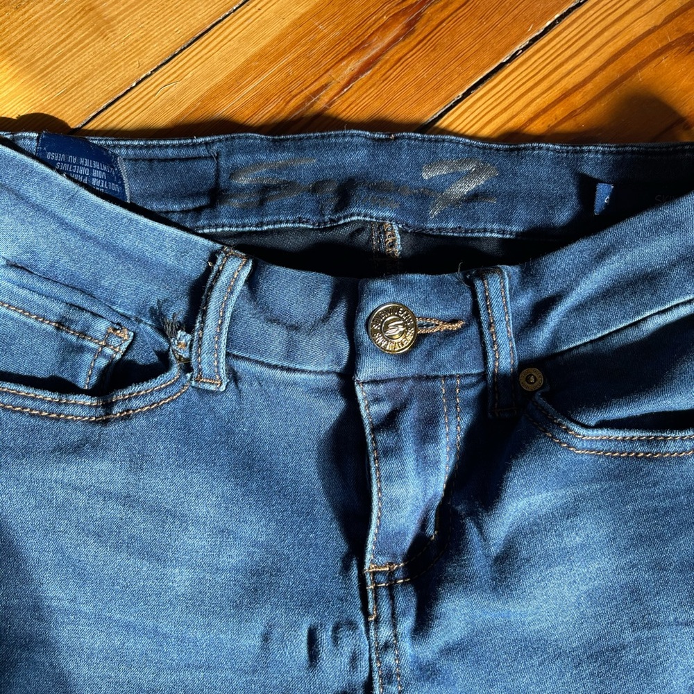 Seven7 Skinny Jeans - Picture 5 of 6